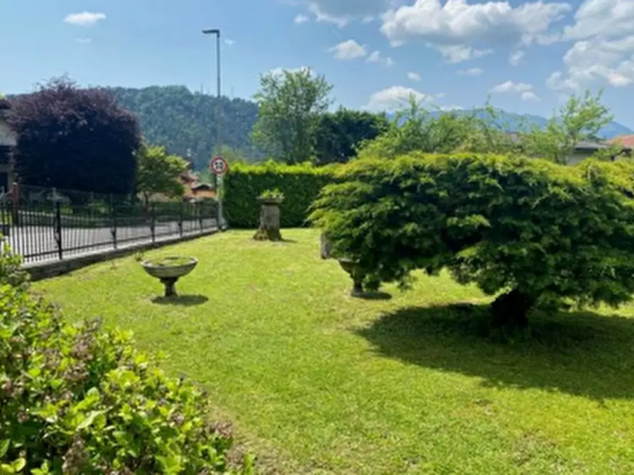 Immagine 5 di Porzione di villa in vendita  in Via Muglielmo Marconi  a Fino Del Monte