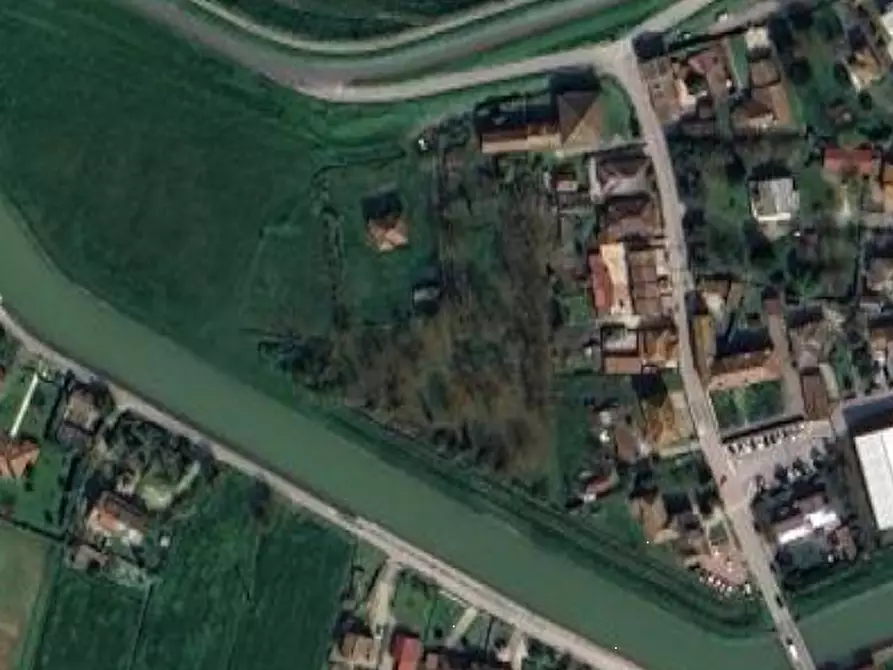 Immagine 26 di Appartamento in vendita  in Via Pomposa a Mesola