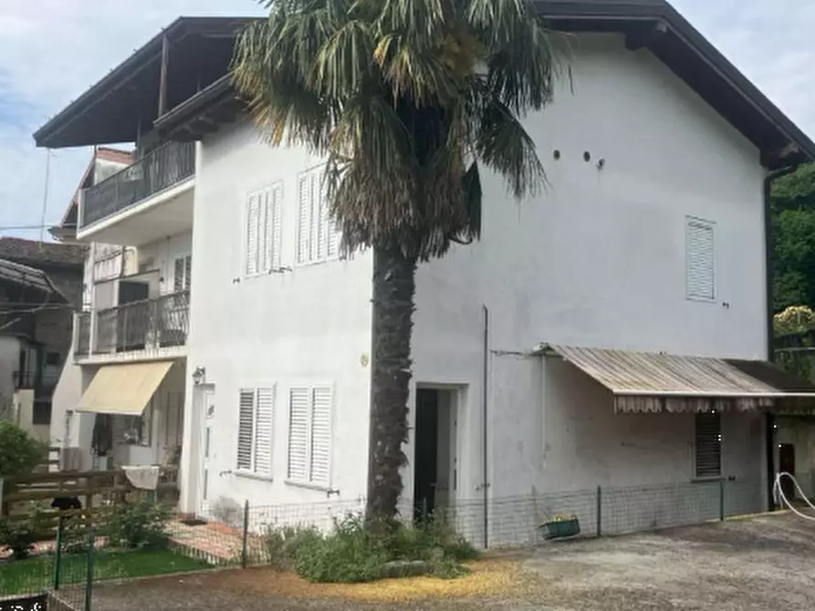 Immagine 7 di Appartamento in vendita  in Vicolo San Rocco  a Costa Volpino