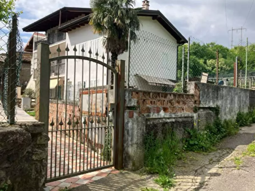 Immagine 10 di Appartamento in vendita  in Vicolo San Rocco  a Costa Volpino