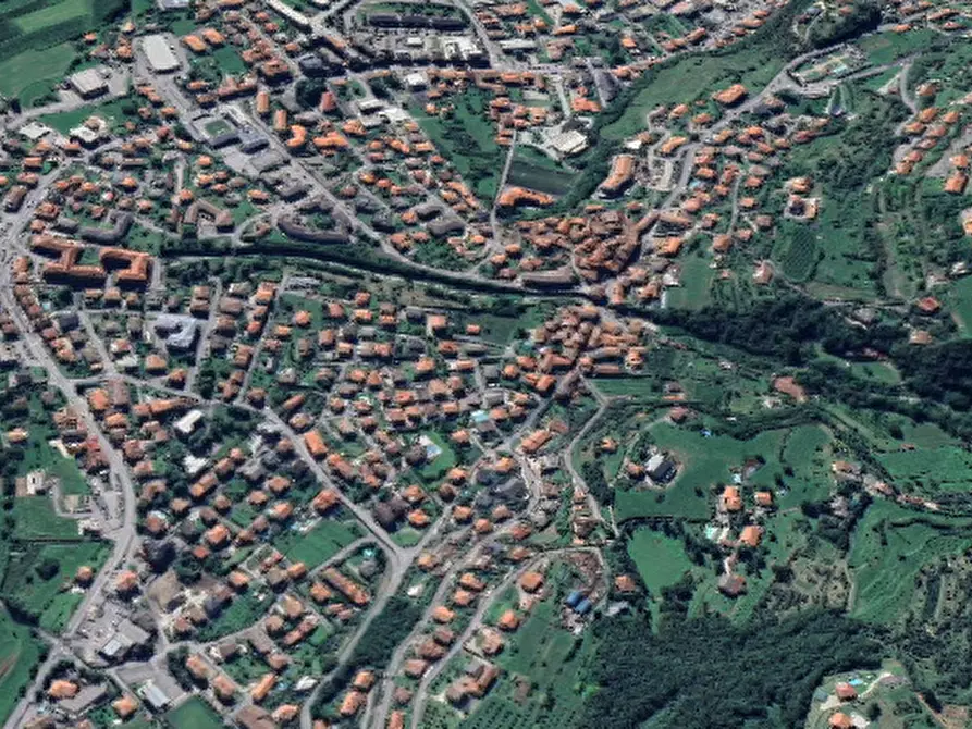 Immagine 19 di Appartamento in vendita  in Vicolo San Rocco  a Costa Volpino