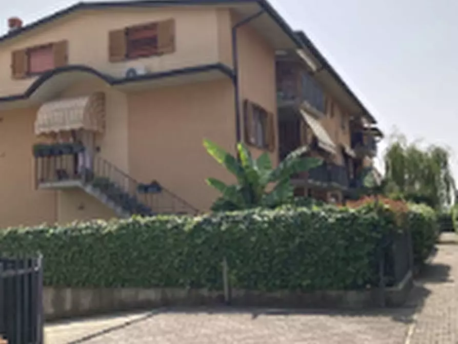 Immagine 1 di Appartamento in vendita  in Via Carso a Azzano San Paolo