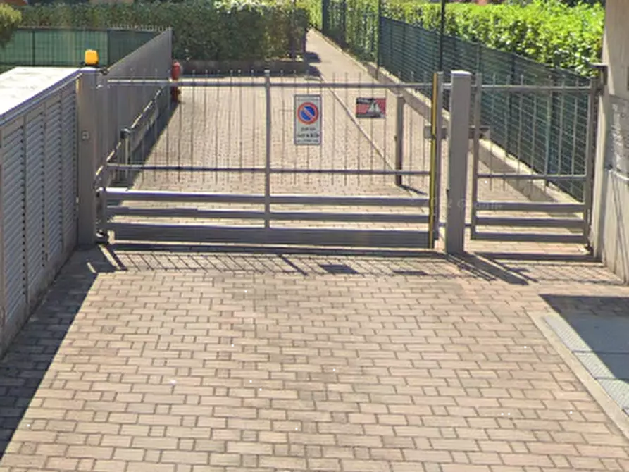 Immagine 6 di Appartamento in vendita  in Via Carso a Azzano San Paolo