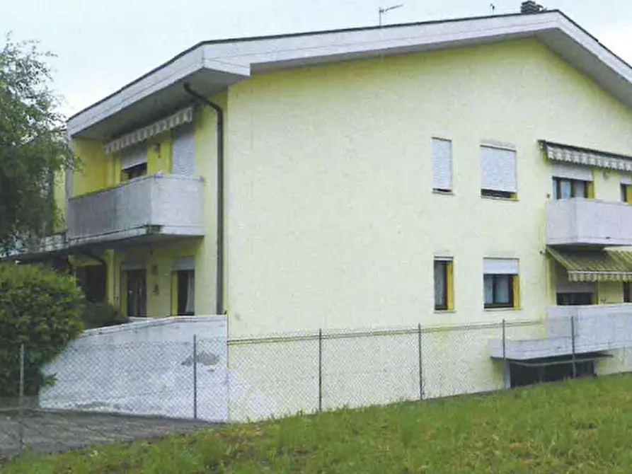Immagine 4 di Appartamento in vendita  in Via Guido Galli a Stra