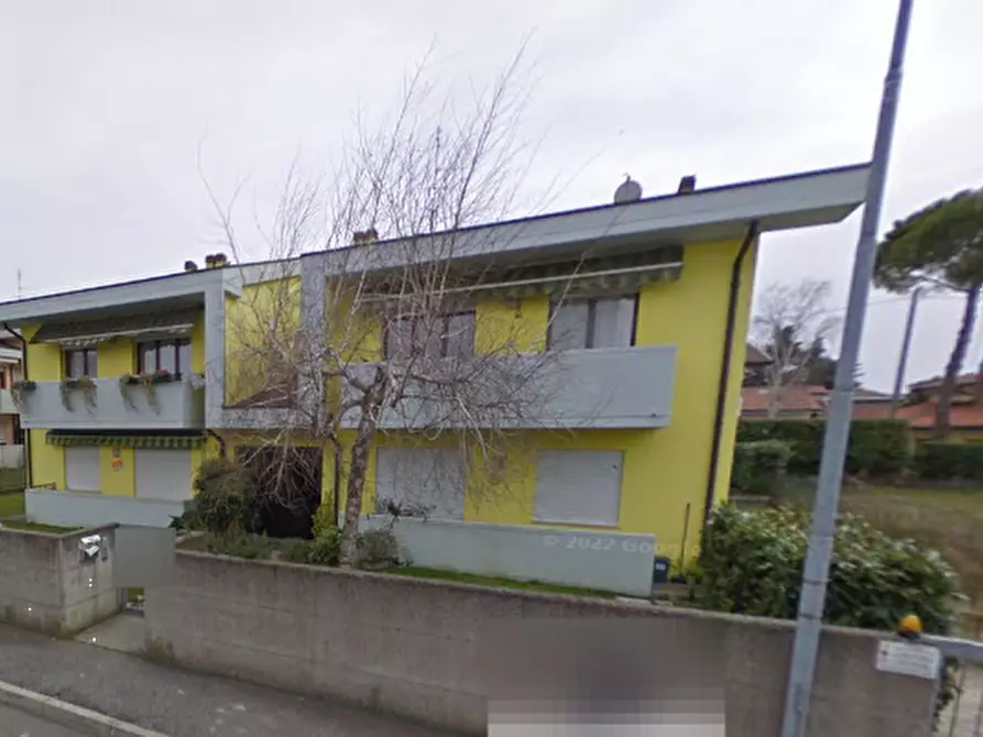 Immagine 10 di Appartamento in vendita  in Via Guido Galli a Stra