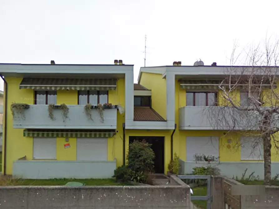 Immagine 15 di Appartamento in vendita  in Via Guido Galli a Stra