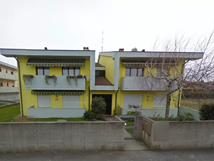 Immagine 16 di Appartamento in vendita  in Via Guido Galli a Stra