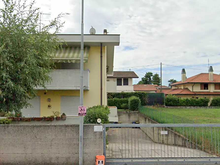 Immagine 20 di Appartamento in vendita  in Via Guido Galli a Stra