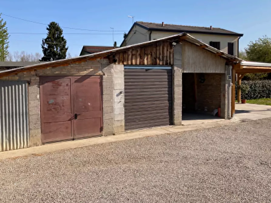 Immagine 2 di Porzione di casa in vendita  in Via Palmanova a Venezia