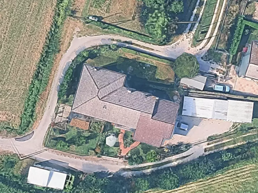 Immagine 14 di Porzione di casa in vendita  in Via Palmanova a Venezia