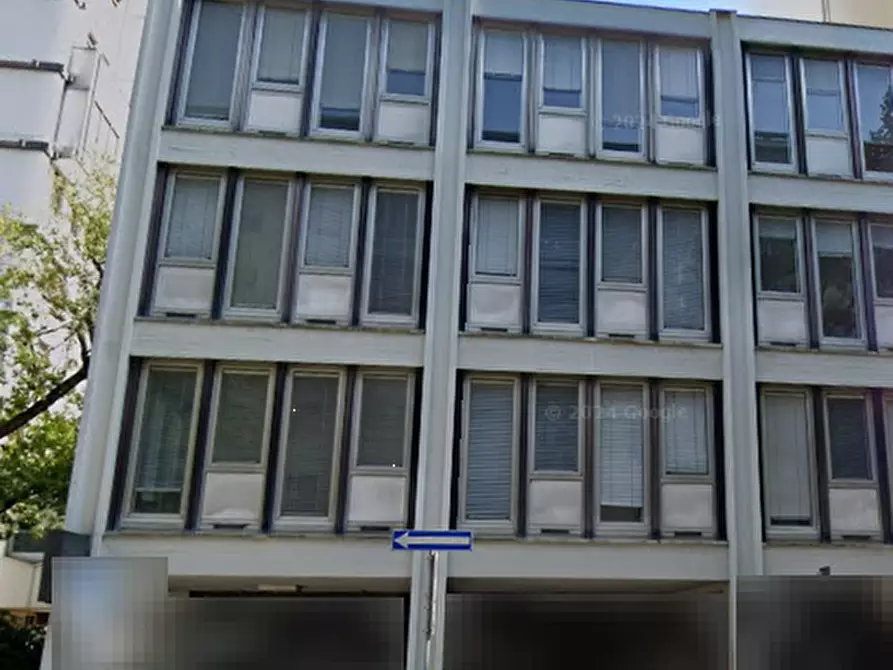 Immagine 3 di Negozio in vendita  in Corso del popolo a Venezia