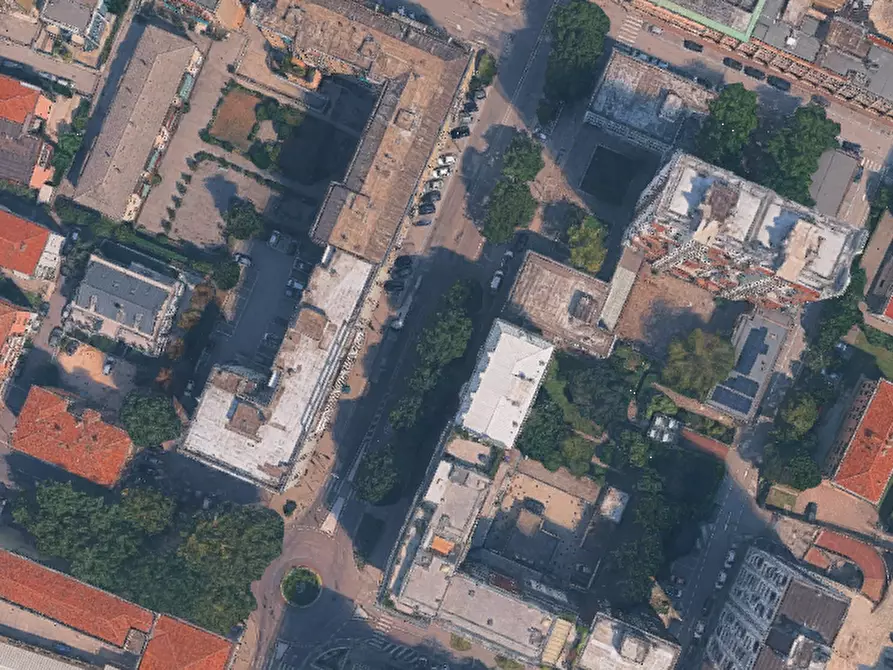 Immagine 9 di Negozio in vendita  in Corso del popolo a Venezia