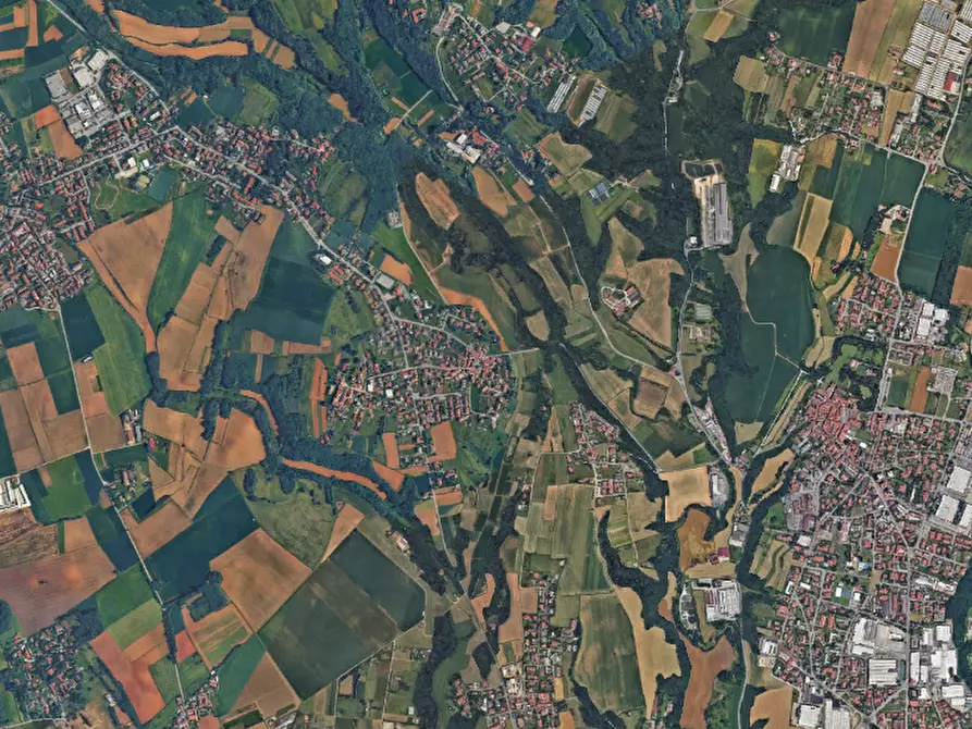 Immagine 3 di Appartamento in vendita  in Via San Carlo Borromeo a Casatenovo