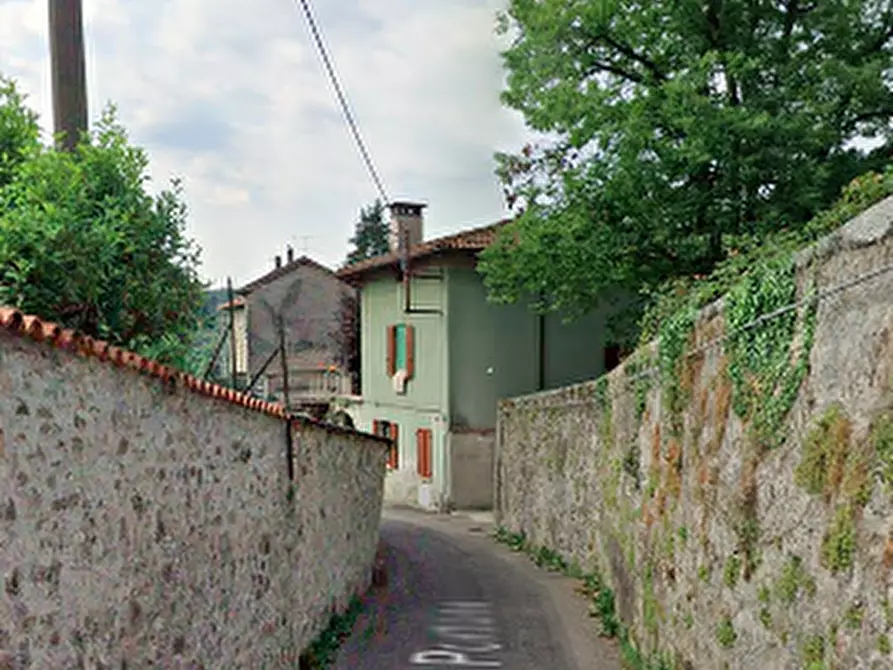 Immagine 24 di Rustico / casale in vendita  in Via dei Ronchi a Olgiate Molgora