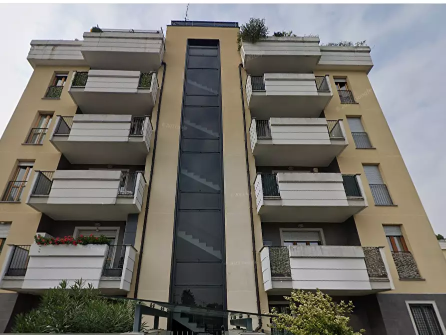 Immagine 3 di Appartamento in vendita  in Via Marco Biagi a Gerenzano