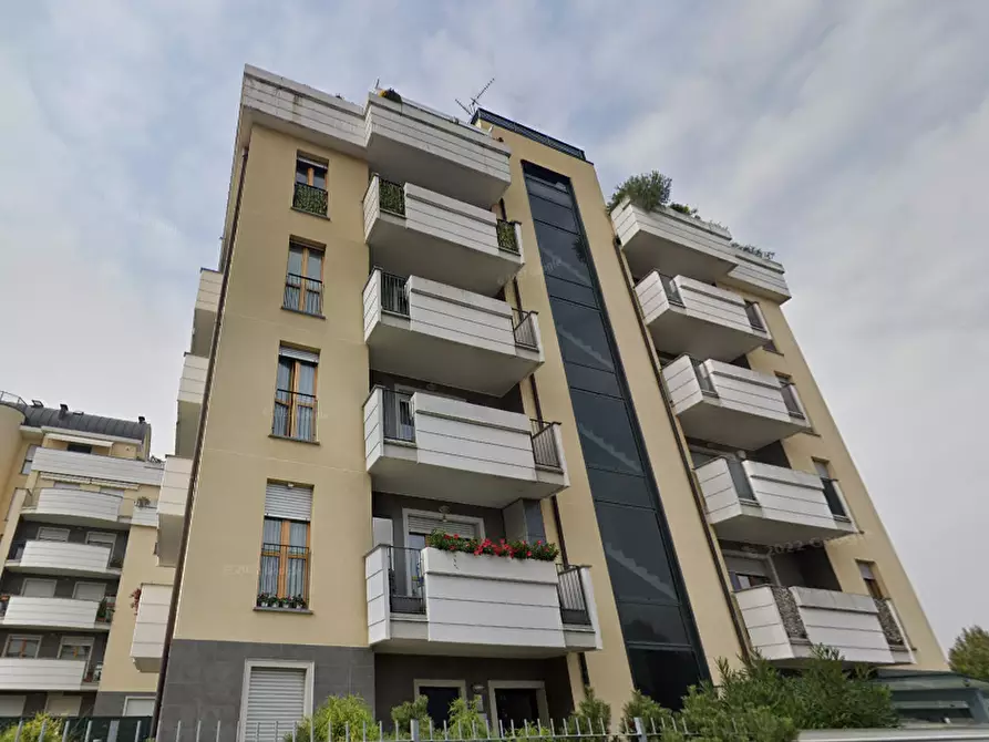 Immagine 8 di Appartamento in vendita  in Via Marco Biagi a Gerenzano