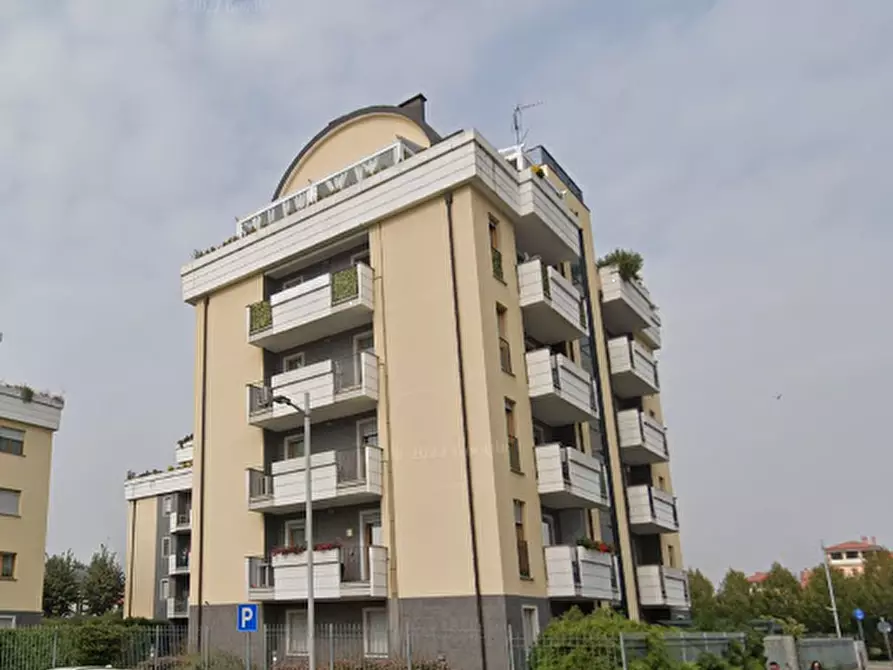 Immagine 10 di Appartamento in vendita  in Via Marco Biagi a Gerenzano