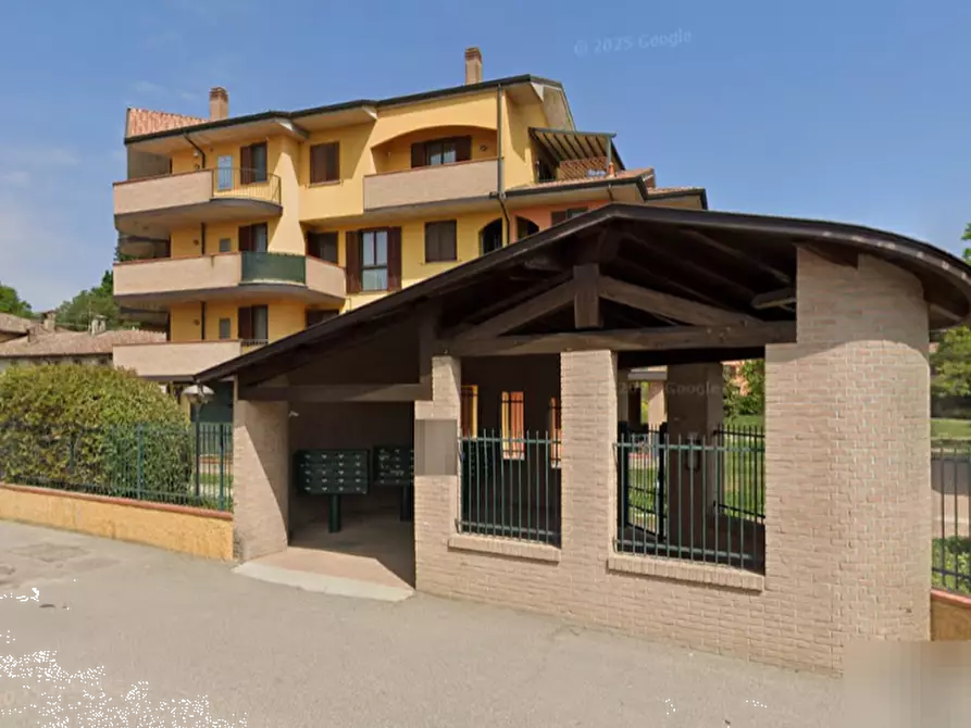 Immagine 1 di Appartamento in vendita  in Via Della Fontana a Lodi