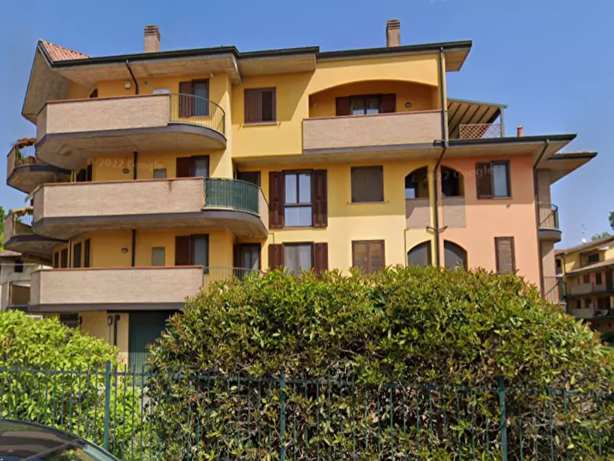 Immagine 2 di Appartamento in vendita  in Via Della Fontana a Lodi