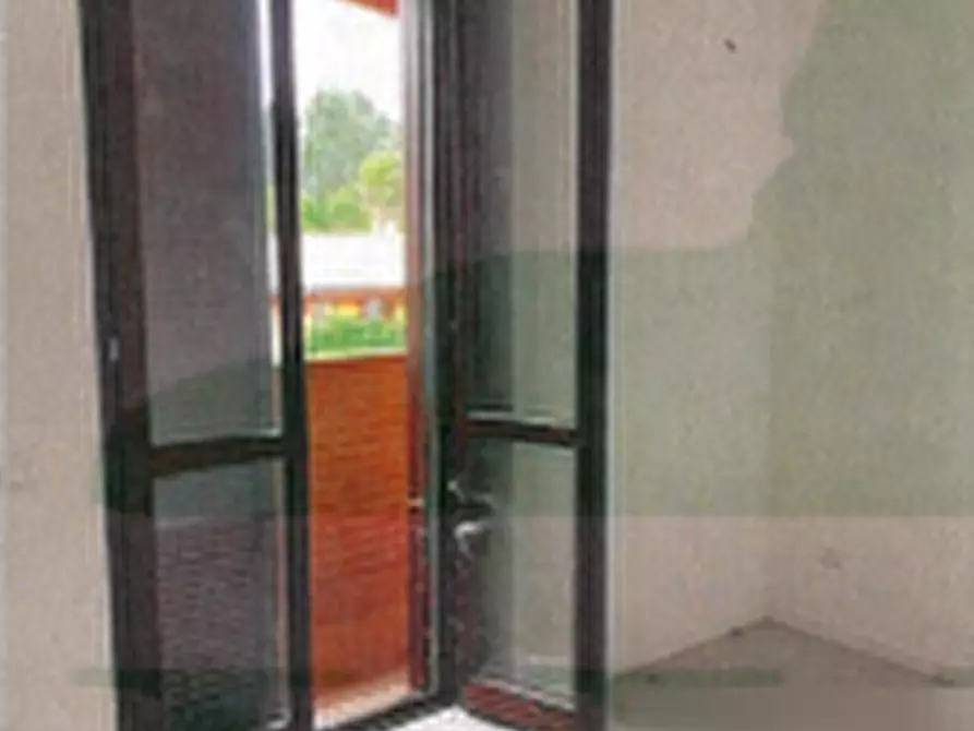 Immagine 21 di Appartamento in vendita  in Via Della Fontana a Lodi