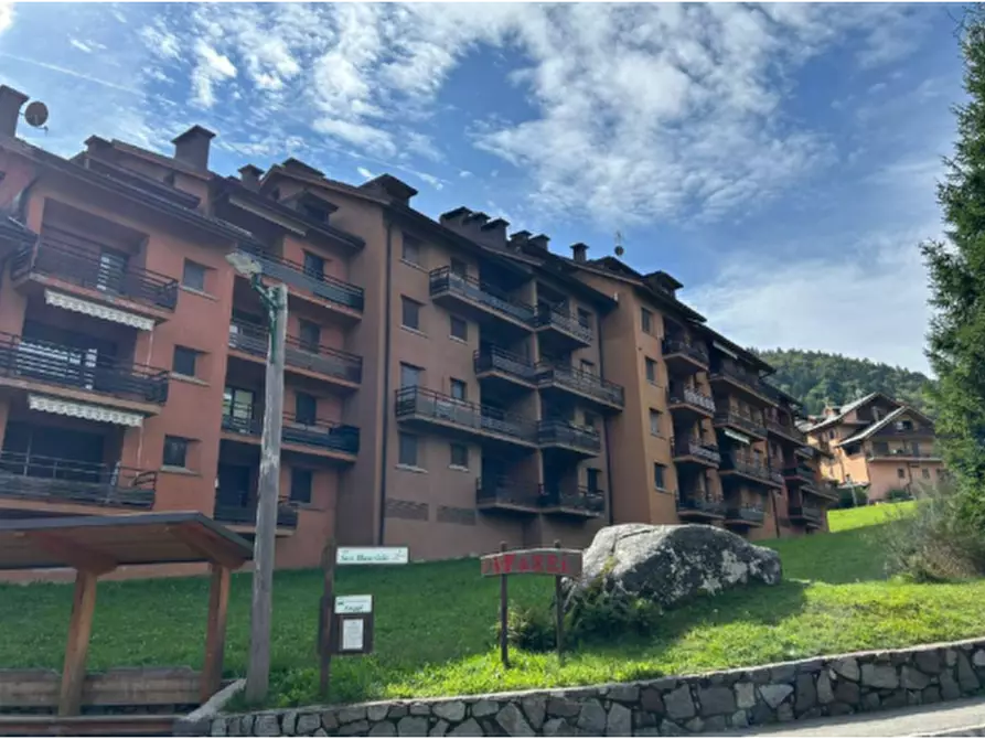 Immagine 1 di Appartamento in vendita  in via San Maurizio a Artogne