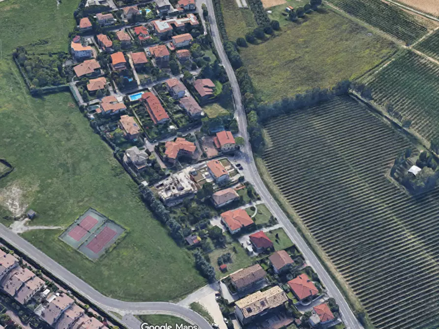 Immagine 5 di Stabile in vendita  in Via Colli Storici a Desenzano Del Garda