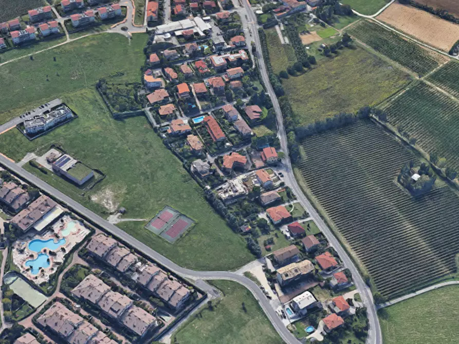 Immagine 6 di Stabile in vendita  in Via Colli Storici a Desenzano Del Garda