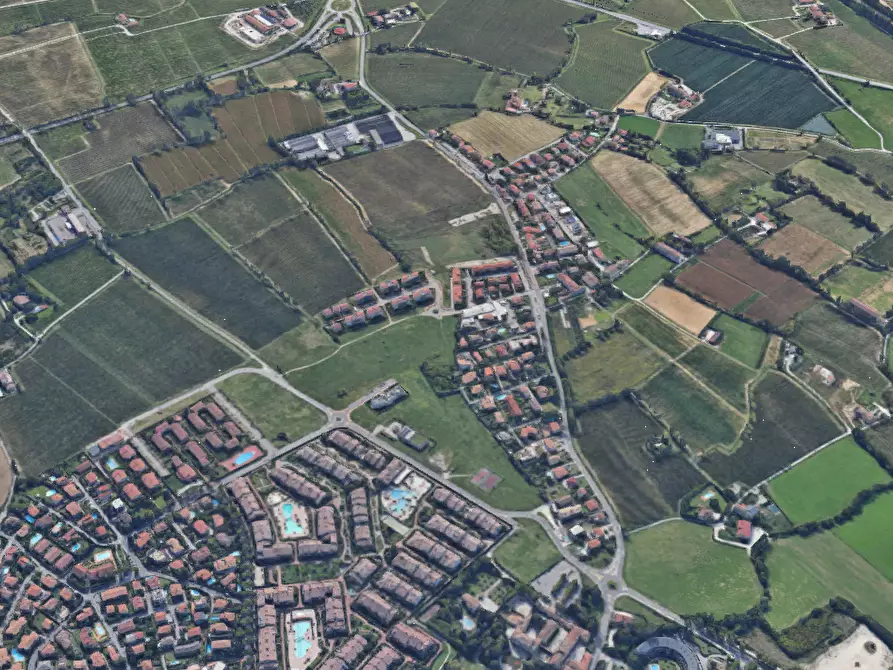 Immagine 10 di Stabile in vendita  in Via Colli Storici a Desenzano Del Garda