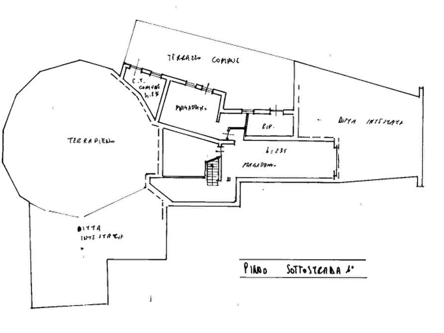 Immagine 10 di Negozio in vendita  in Via Bocca di Croce a Salò