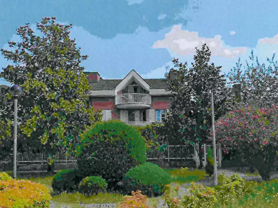 Immagine 5 di Appartamento in vendita  in Via Cavalier a Brusa a Malnate