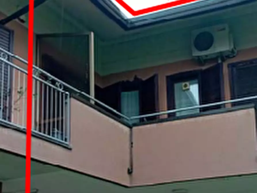 Immagine 1 di Appartamento in vendita  in Via Pio XI a Caronno Pertusella