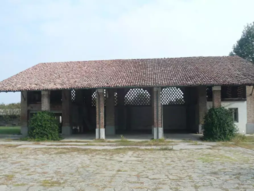 Immagine 6 di Rustico / casale in vendita  in Via Mezzanone a Caselle Landi