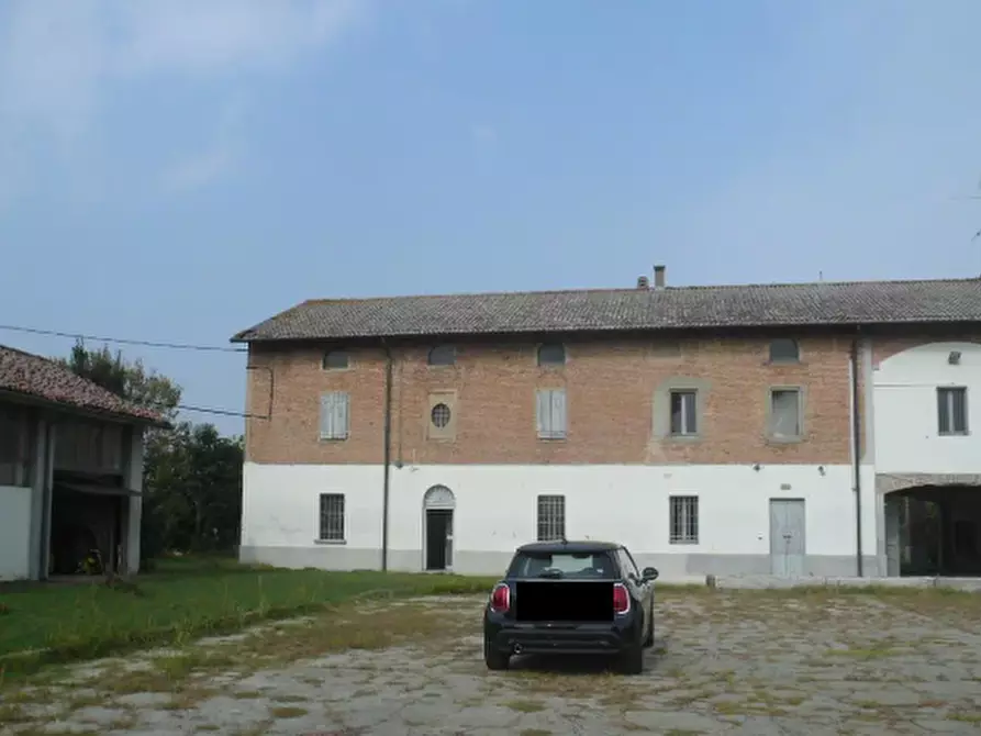 Immagine 9 di Rustico / casale in vendita  in Via Mezzanone a Caselle Landi