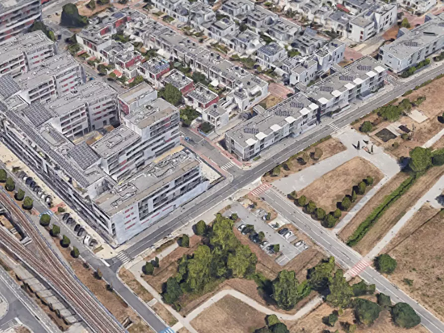 Immagine 9 di Negozio in vendita  in Via Lionello Levi Sandri a Brescia