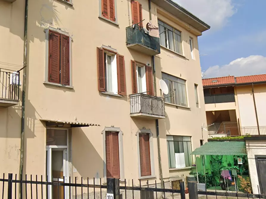 Immagine 4 di Appartamento in vendita  in Via Quattro Novembre  a Uboldo