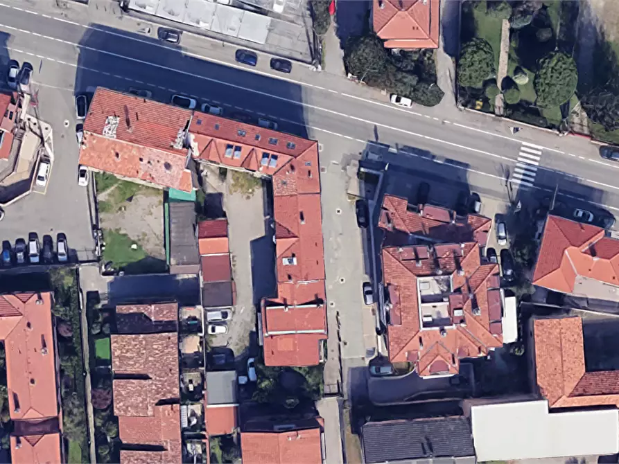 Immagine 11 di Appartamento in vendita  in Via Quattro Novembre  a Uboldo