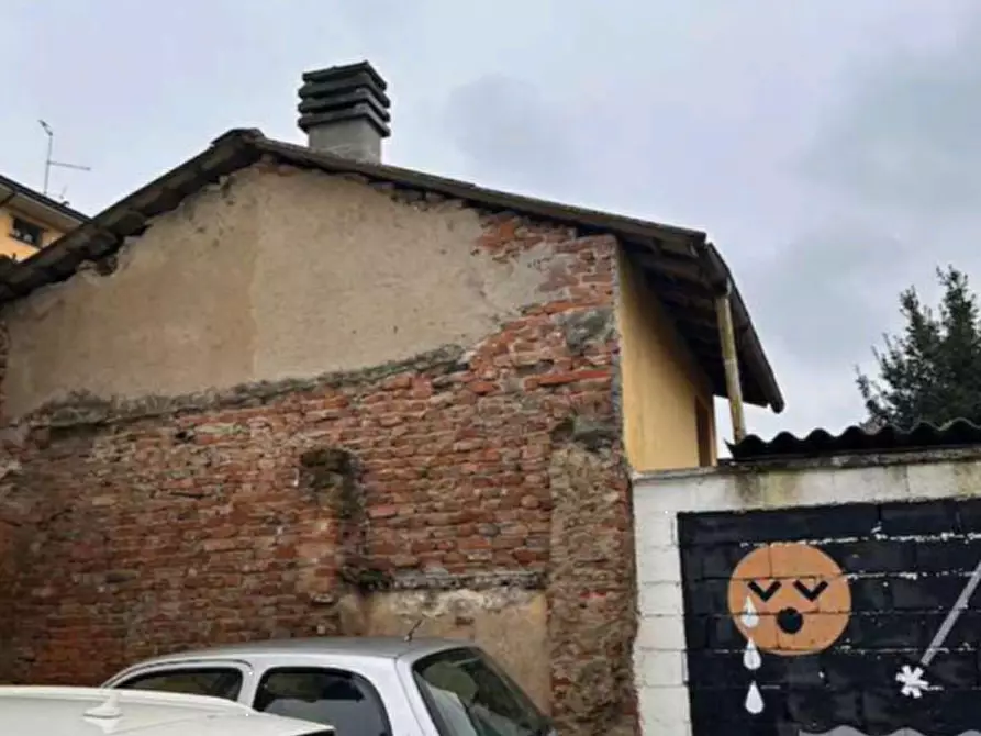 Immagine 4 di Appartamento in vendita  in Via Roma a Guardamiglio