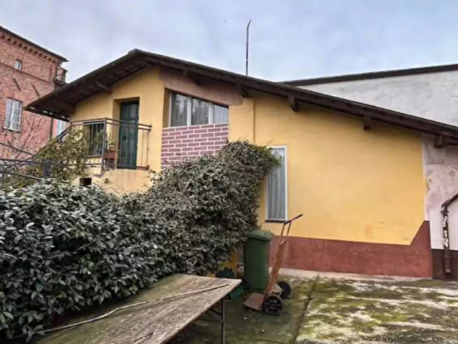 Immagine 9 di Appartamento in vendita  in Via Roma a Guardamiglio