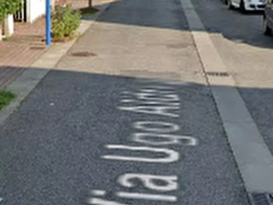 Immagine 4 di Posto auto in vendita  in Via Ugo Aldrighi a Brescia