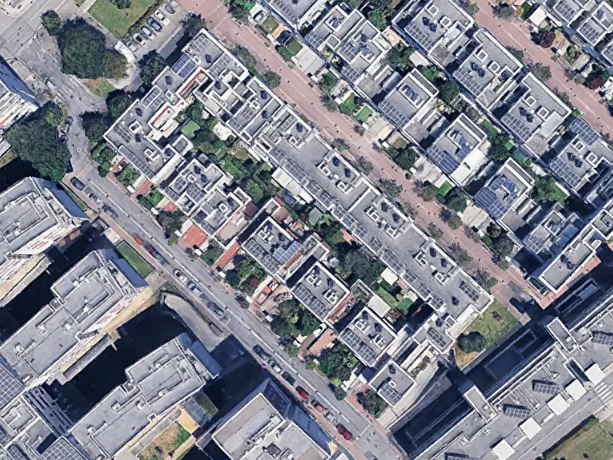 Immagine 6 di Posto auto in vendita  in Via Ugo Aldrighi a Brescia