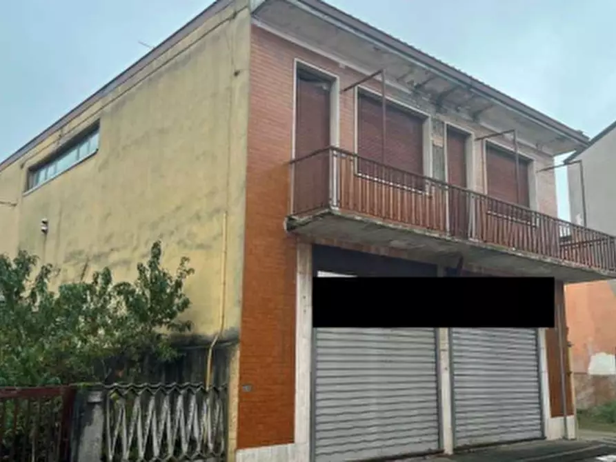 Immagine 6 di Laboratorio in vendita  in Via Roma a Graffignana