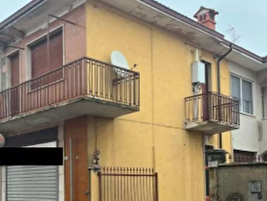 Immagine 7 di Laboratorio in vendita  in Via Roma a Graffignana