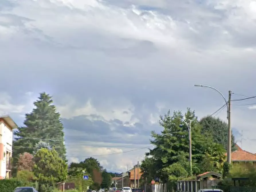 Immagine 4 di Negozio in vendita  in Via A. Manzoni a Cairate