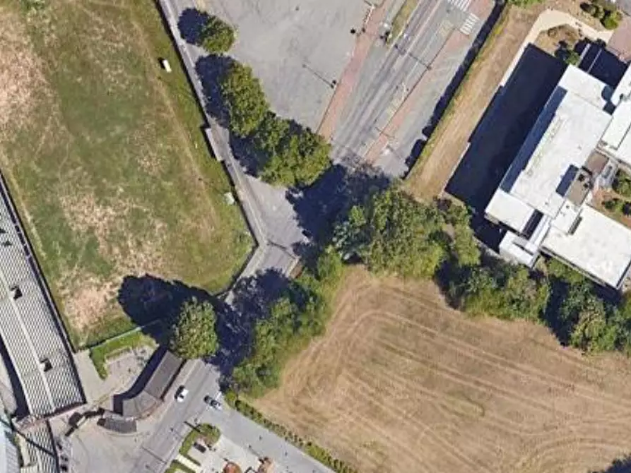 Immagine 34 di Appartamento in vendita  in Via Vecchia Per Solaro a Saronno