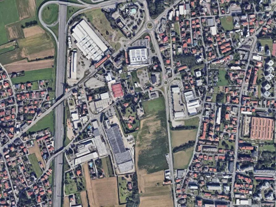 Immagine 2 di Appartamento in vendita  in Via Padre Reginaldo Giuliani  a Saronno