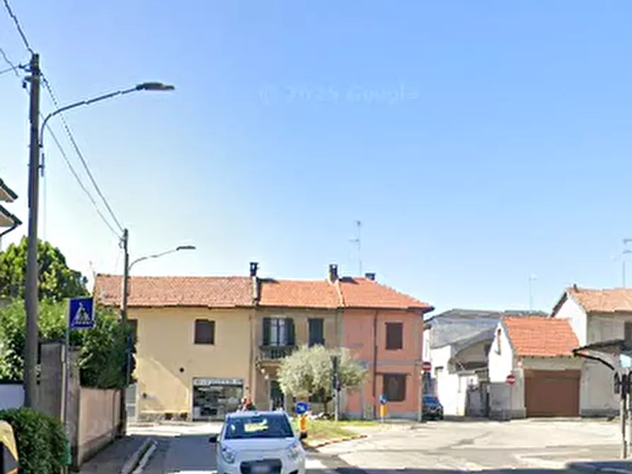 Immagine 5 di Appartamento in vendita  in Via Isonzo a Olgiate Olona