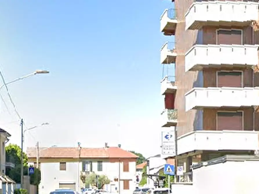 Immagine 6 di Appartamento in vendita  in Via Isonzo a Olgiate Olona