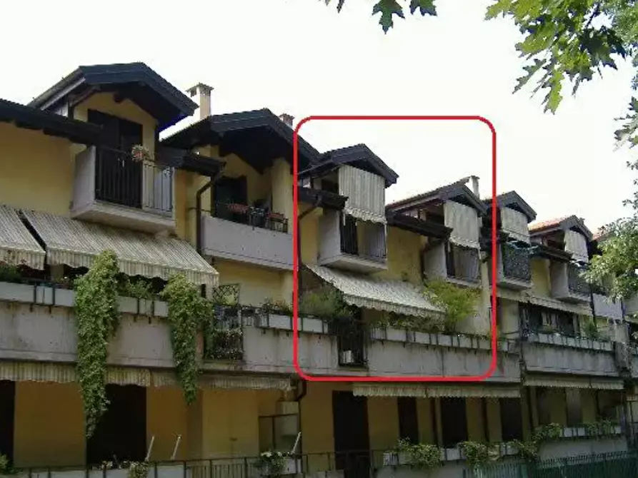 Immagine 1 di Villetta a schiera in vendita  in Via Cascina Colombo a Gallarate