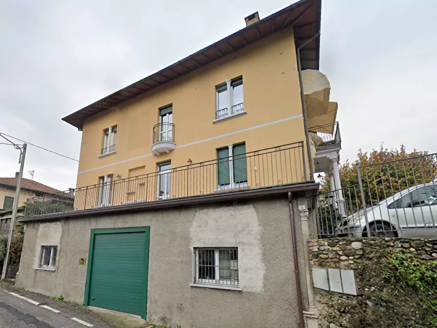 Immagine 7 di Casa indipendente in vendita  in Via Rossi  a Gavirate