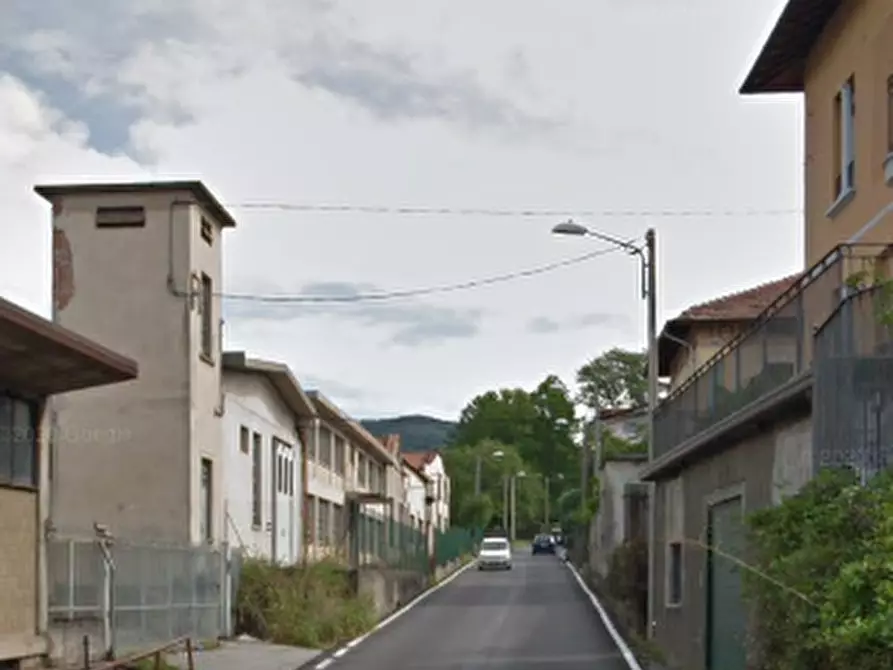 Immagine 11 di Casa indipendente in vendita  in Via Rossi  a Gavirate